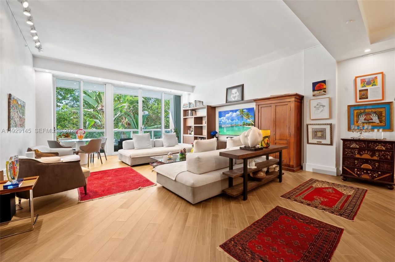 16400 Collins Ave, Unit TH-4, Sunny Isles Beach, FL 33160 Photo