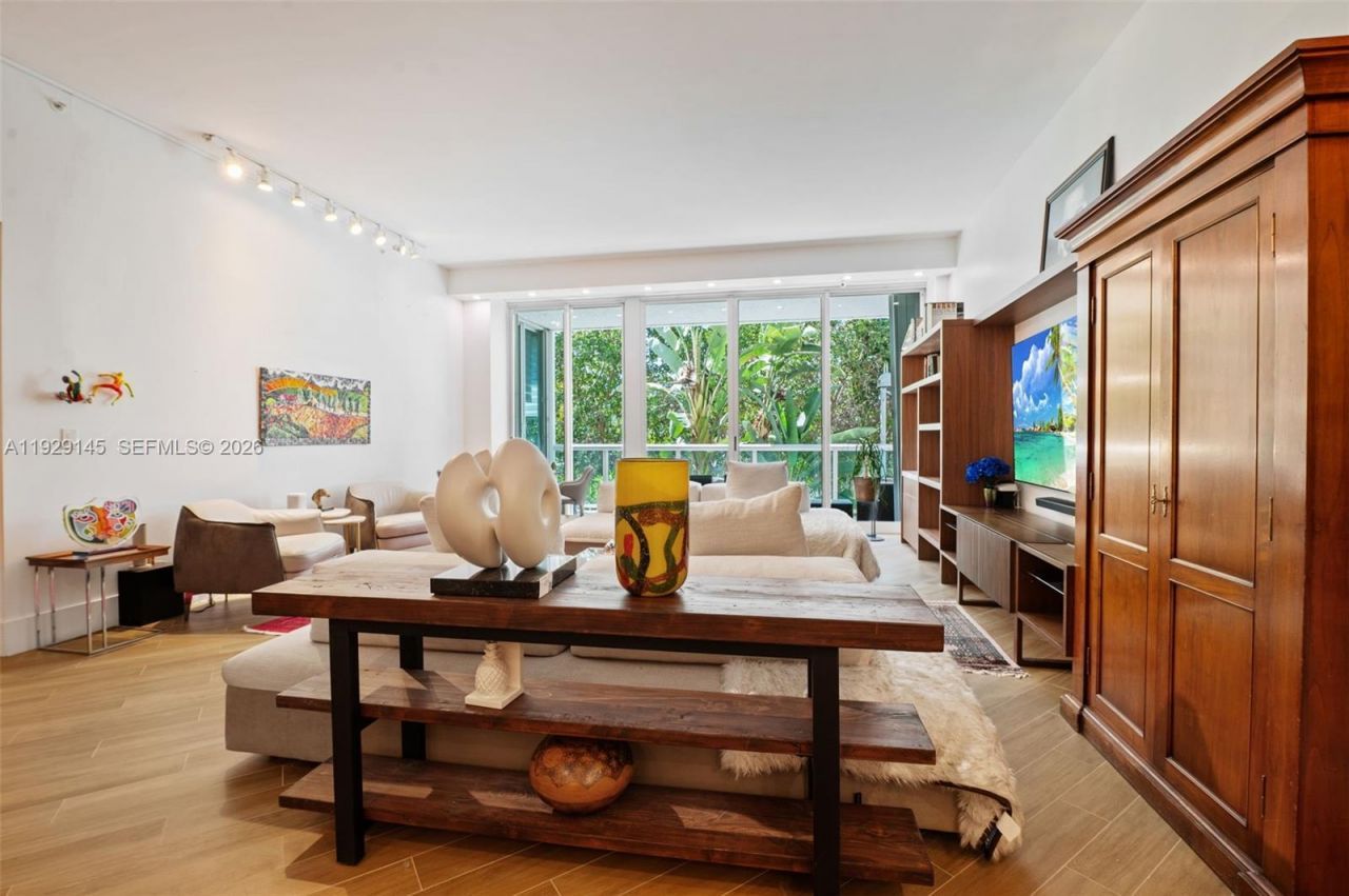 16400 Collins Ave, Unit TH-4, Sunny Isles Beach, FL 33160 Photo