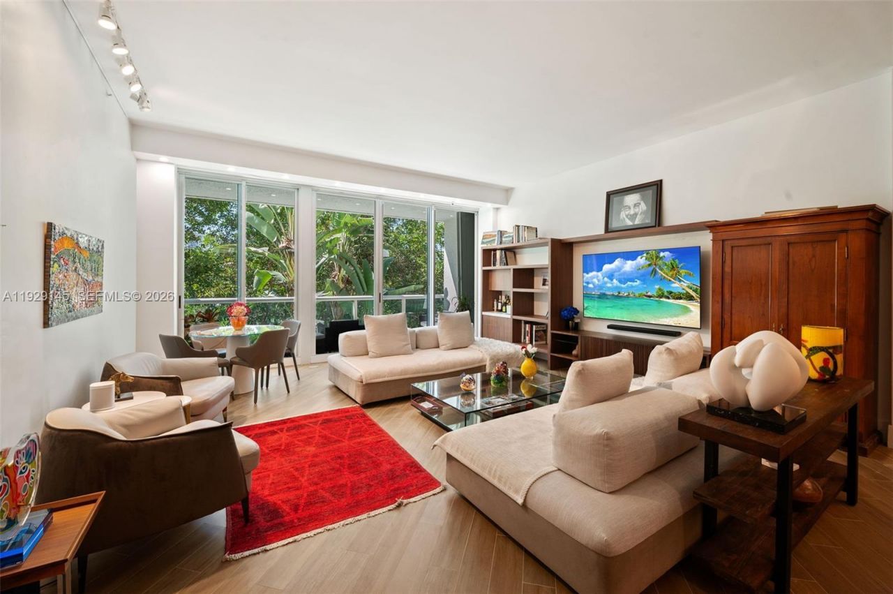 16400 Collins Ave, Unit TH-4, Sunny Isles Beach, FL 33160 Photo