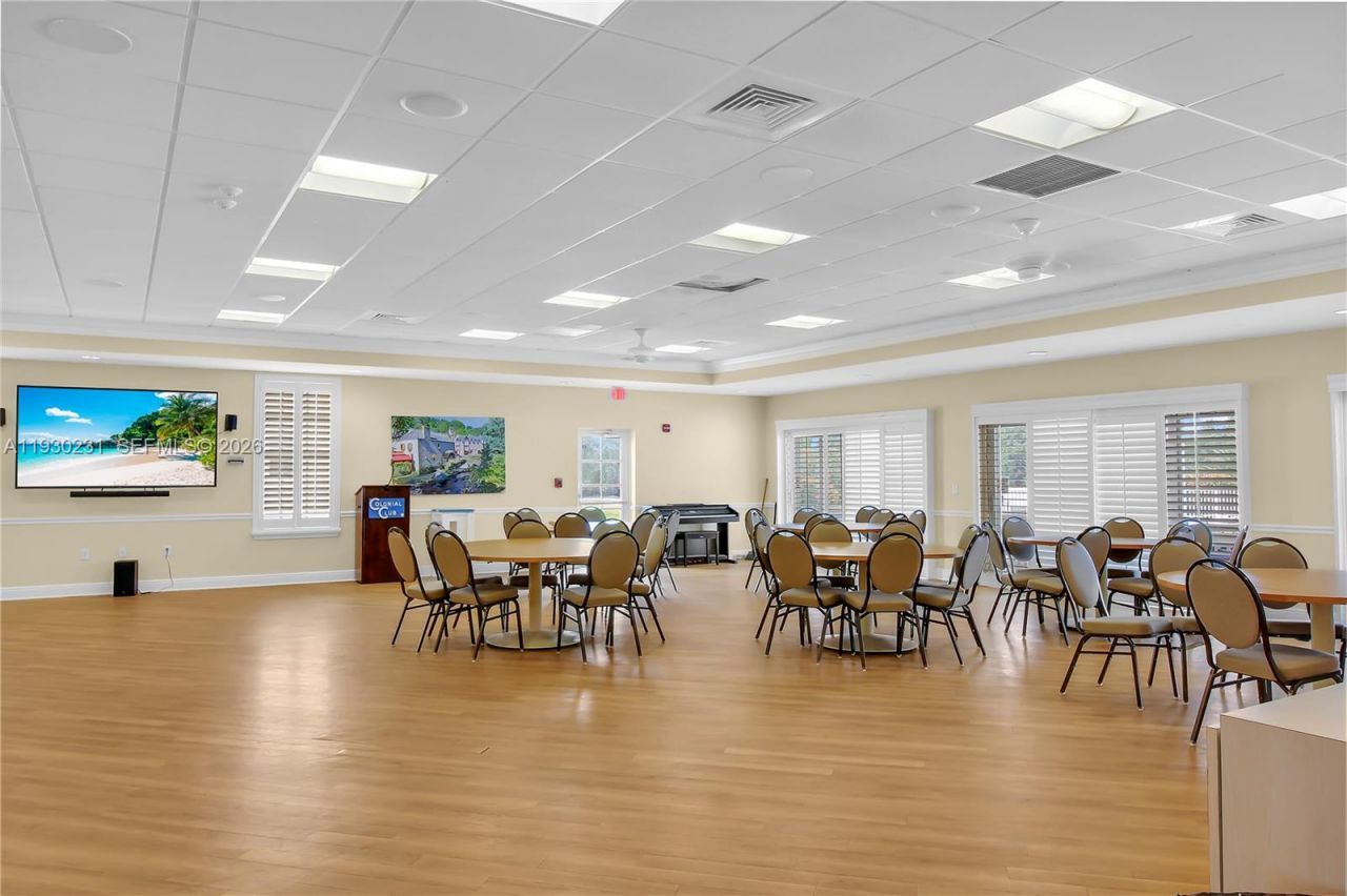 7 Colonial Club Drive, Unit 302, Boynton Beach, FL 33435 Photo