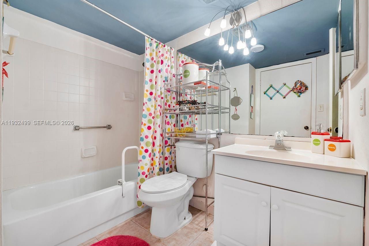 929 Coral Club Dr, Unit 929, Coral Springs, FL 33071 Photo