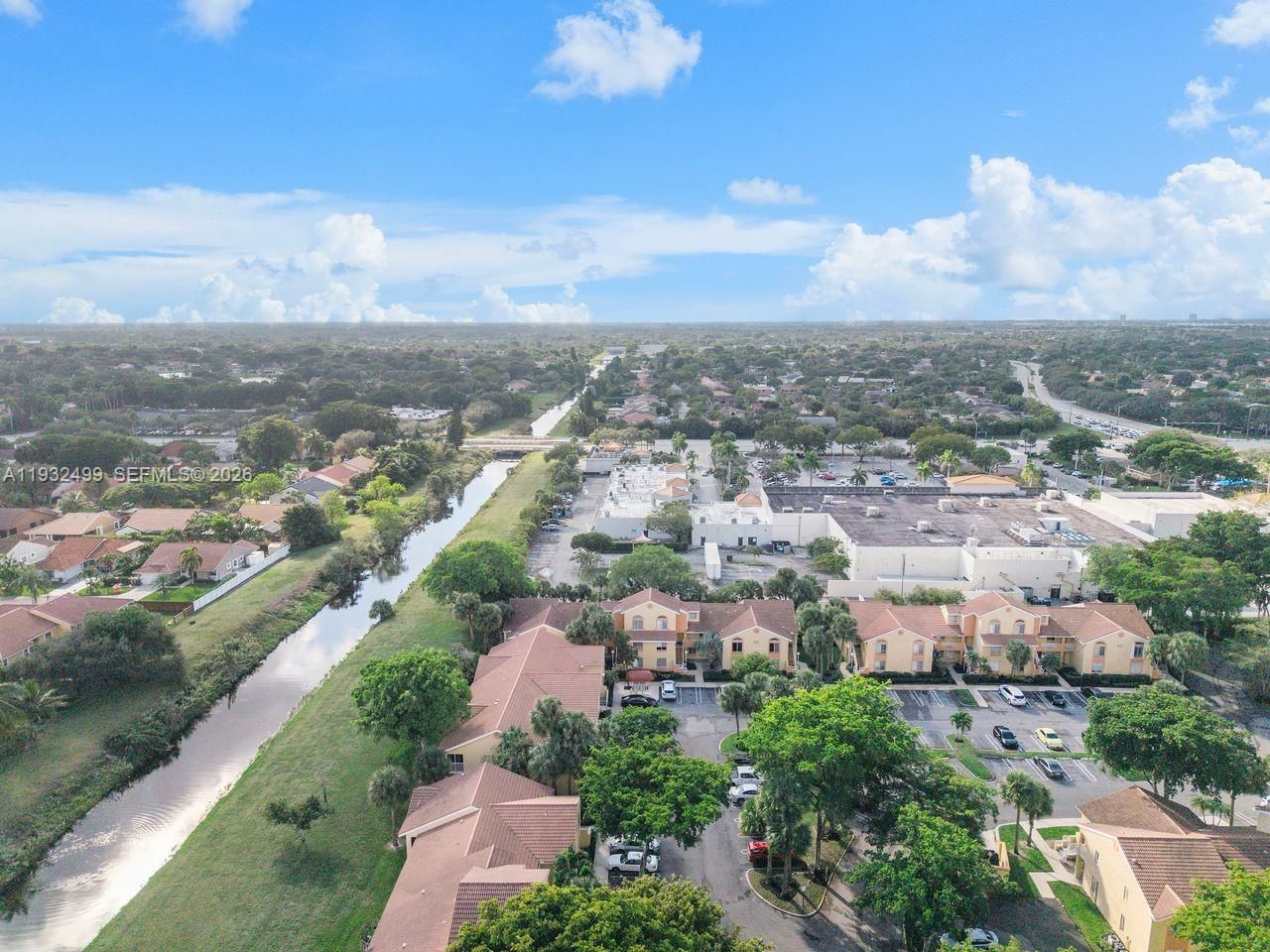 929 Coral Club Dr, Unit 929, Coral Springs, FL 33071 Photo