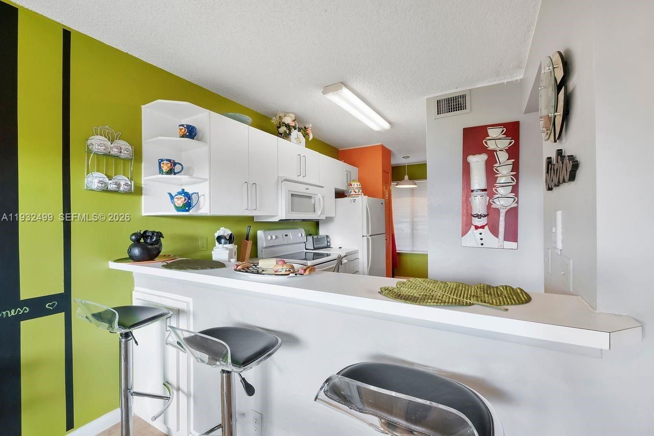 929 Coral Club Dr, Unit 929, Coral Springs, FL 33071 Photo