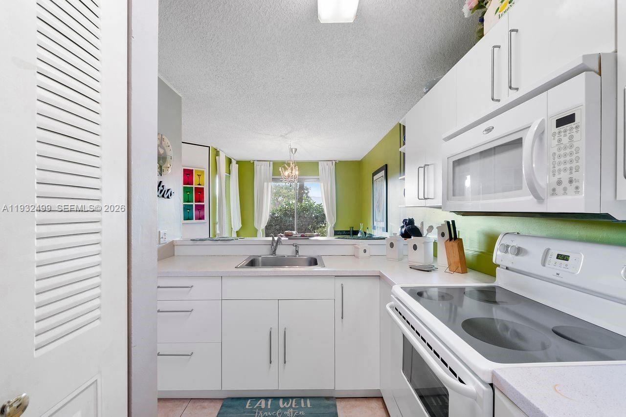 929 Coral Club Dr, Unit 929, Coral Springs, FL 33071 Photo