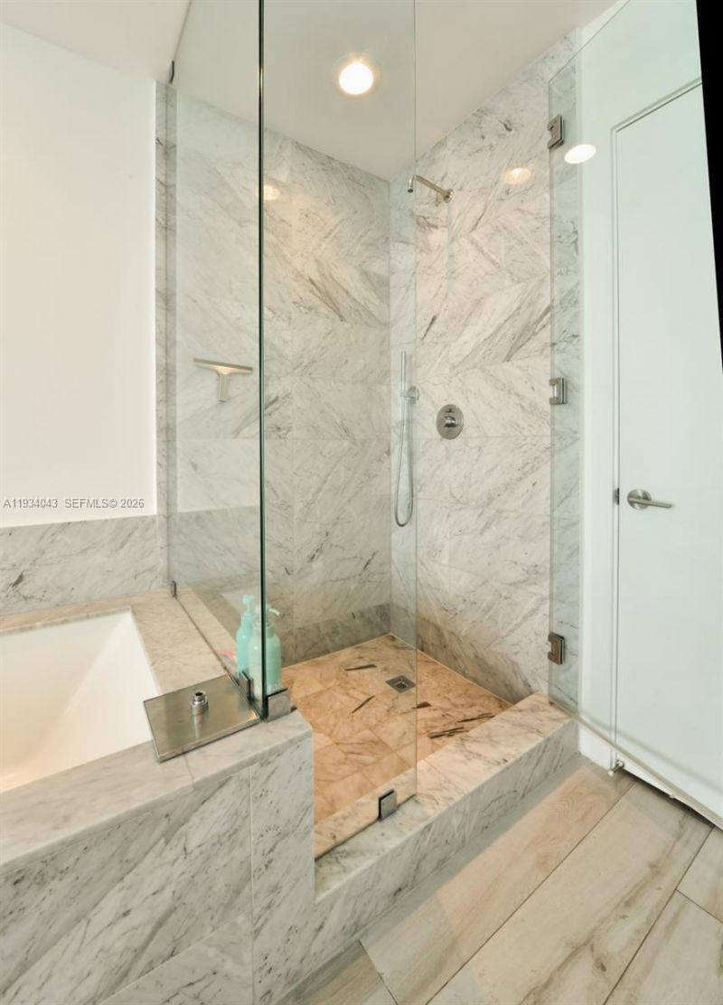 480 NE 31st St , Unit 3404, Miami, FL 33137 Photo