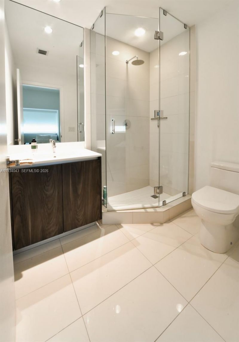 480 NE 31st St , Unit 3404, Miami, FL 33137 Photo