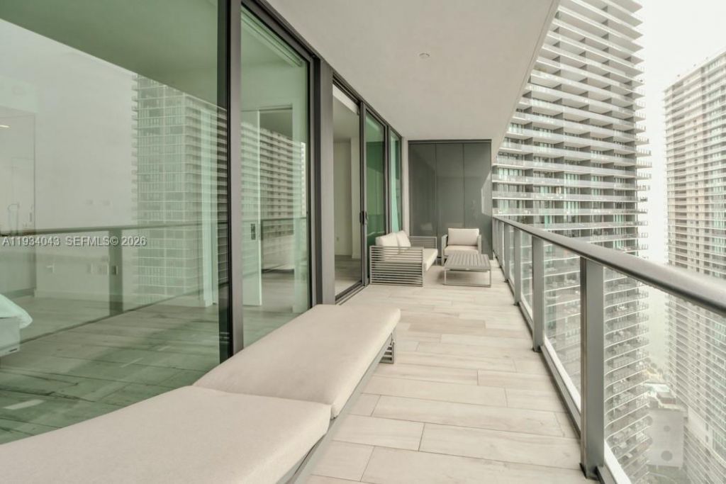 480 NE 31st St , Unit 3404, Miami, FL 33137 Photo