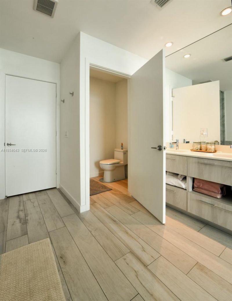 480 NE 31st St , Unit 3404, Miami, FL 33137 Photo