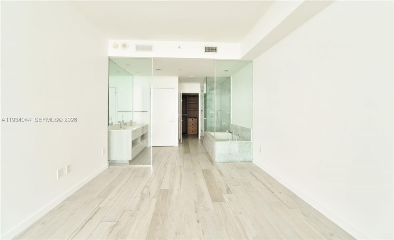 480 NE 31st St, Unit 3405, Miami, FL 33137 Photo