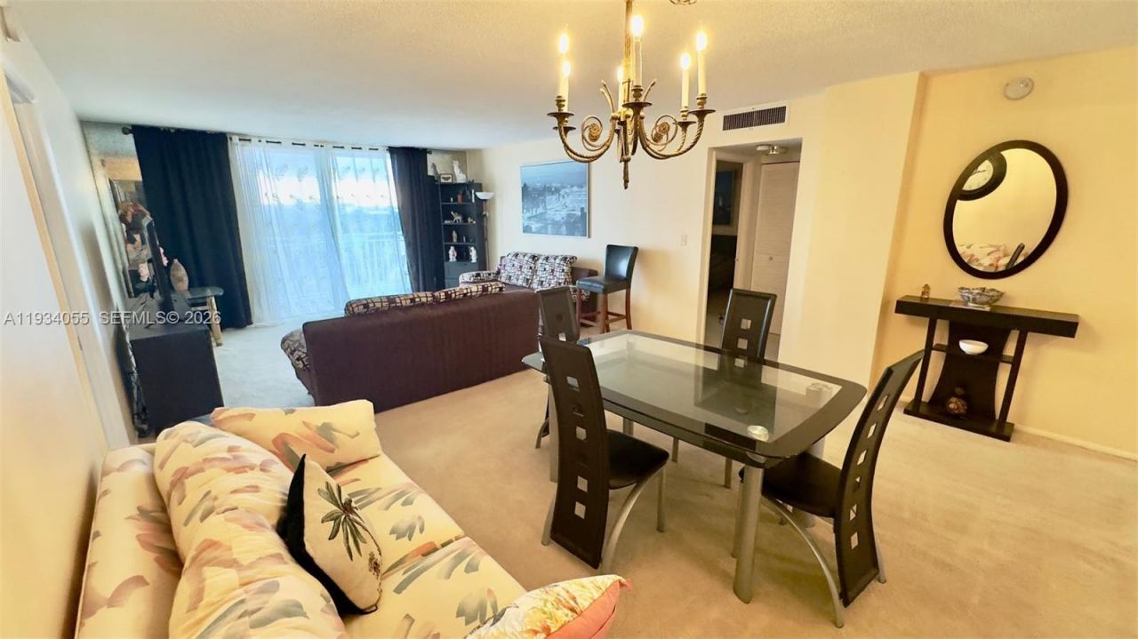 427 Golden Isles Dr, Unit 8A, Hallandale Beach, FL 33009 Photo