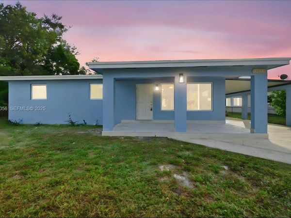 3548 SW 16th Ct, Fort Lauderdale, FL 33312