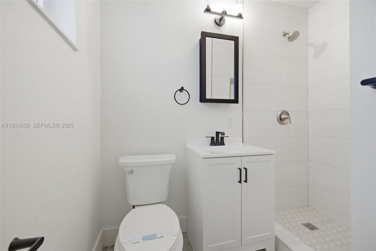 3548 SW 16th Ct, Fort Lauderdale, FL 33312 Photo