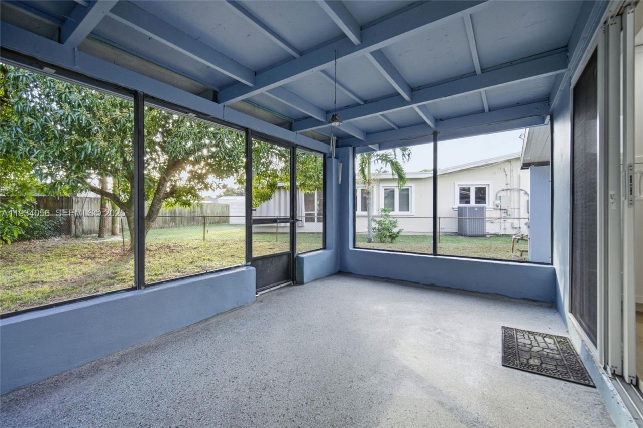 3548 SW 16th Ct, Fort Lauderdale, FL 33312 Photo