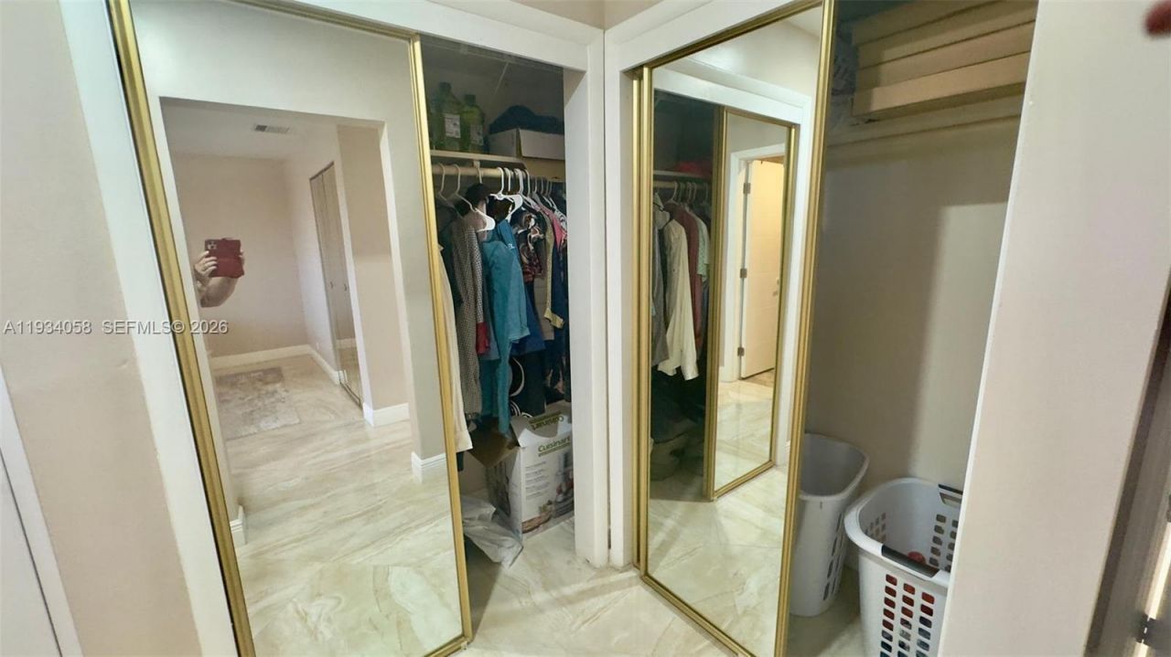 329 SE 3rd St, Unit 502S, Hallandale Beach, FL 33009 Photo