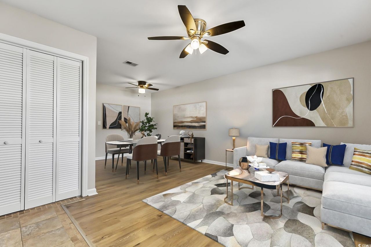 4150 Horseshoe Dr. N Photo 4