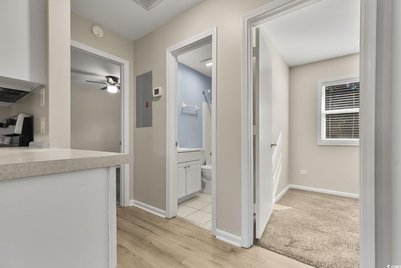 4150 Horseshoe Dr. N Photo 8