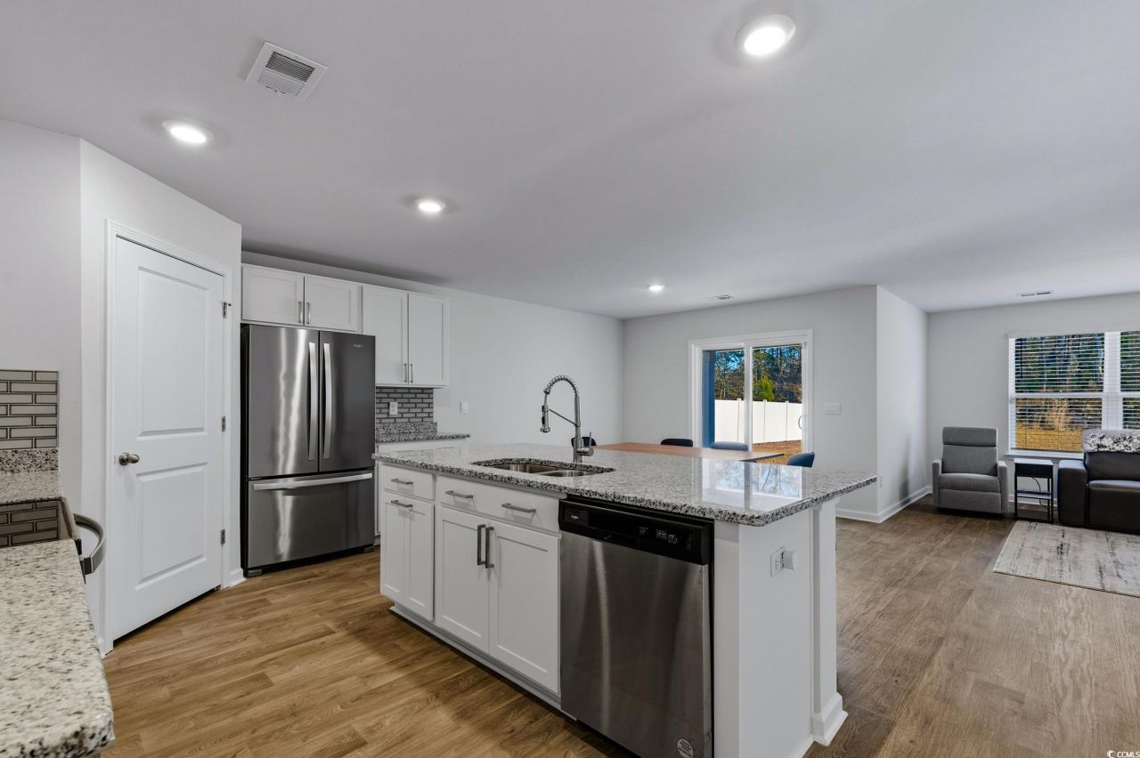 256 Country Grove Way Photo 4