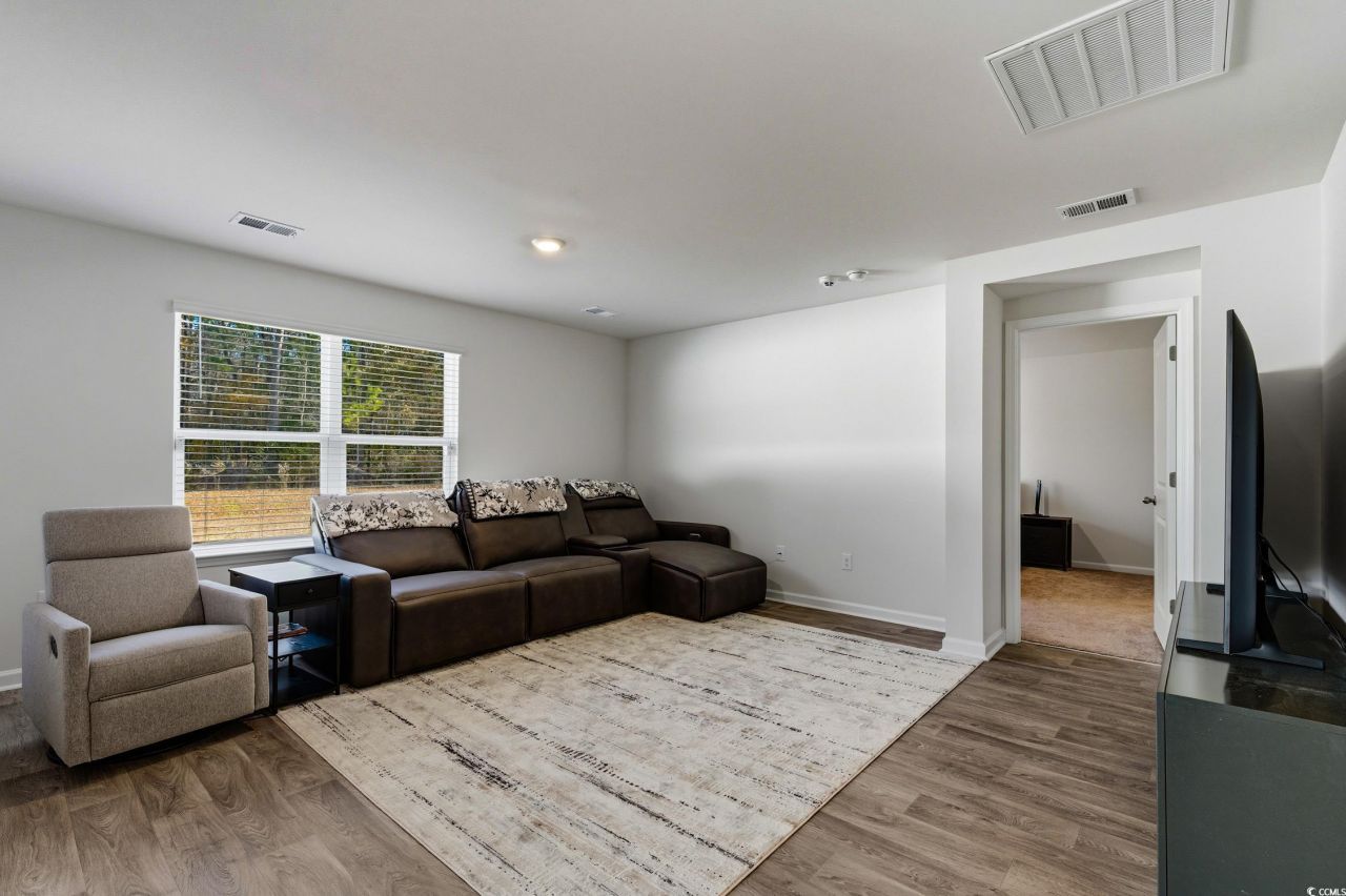 256 Country Grove Way Photo 6