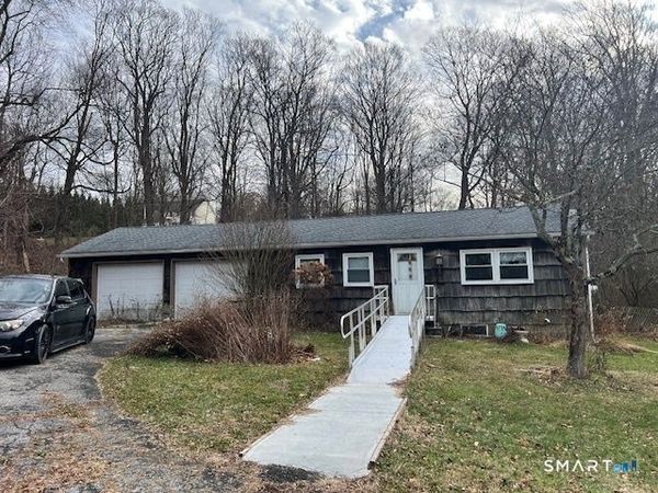 29 Albion, New Fairfield, CT 06812
