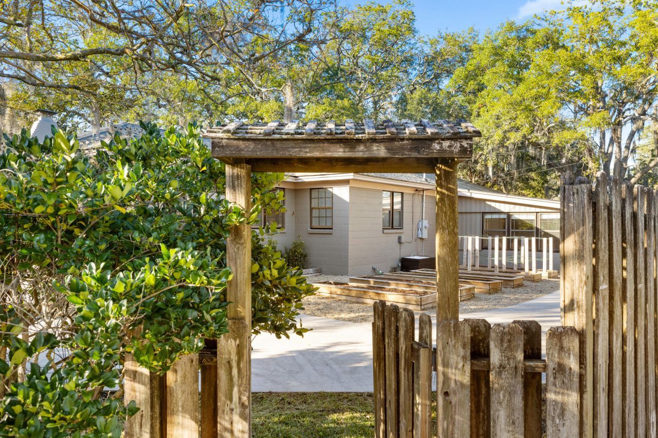 1820 Alice Drive Photo 46