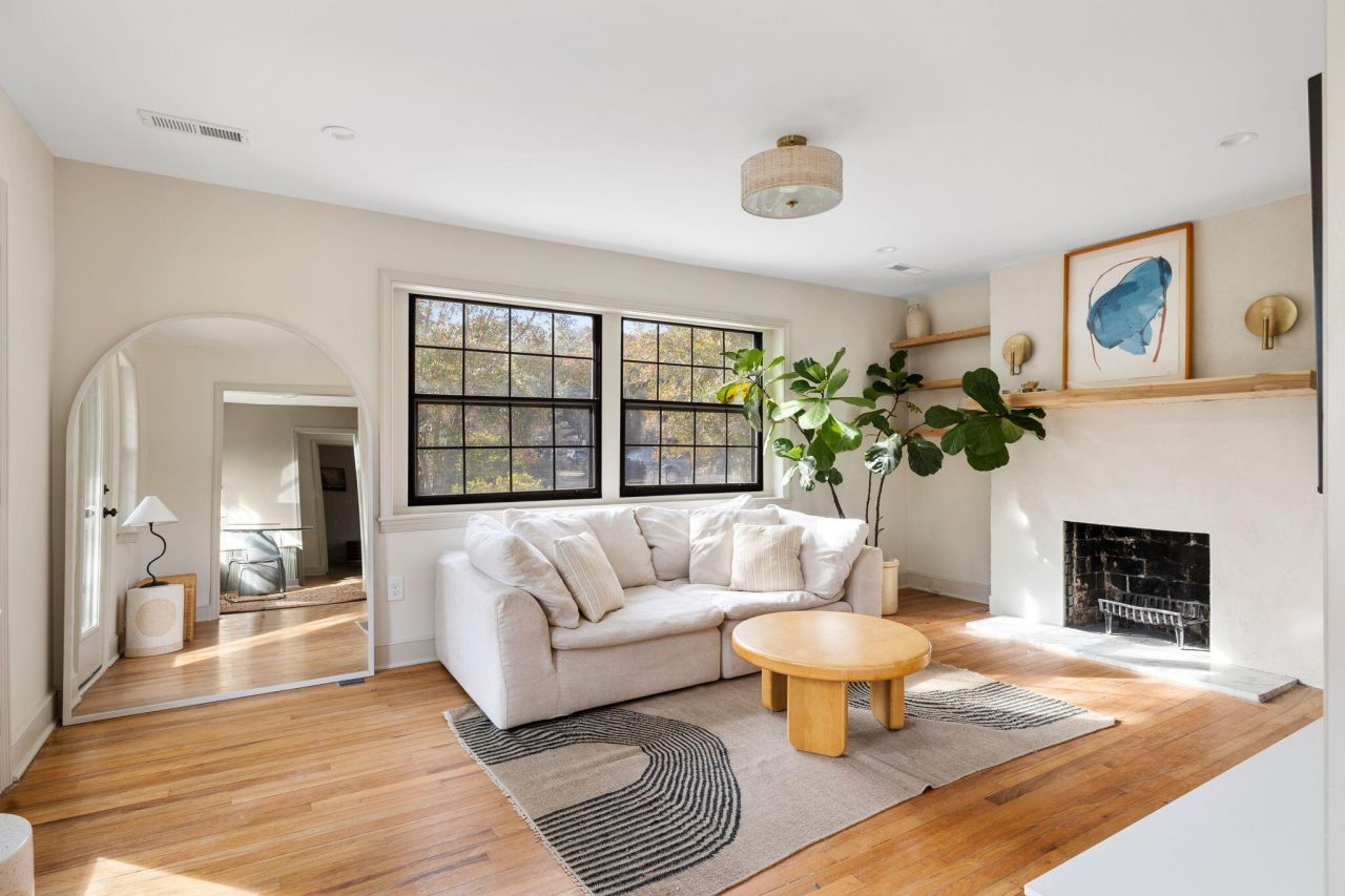 1820 Alice Drive Photo 5