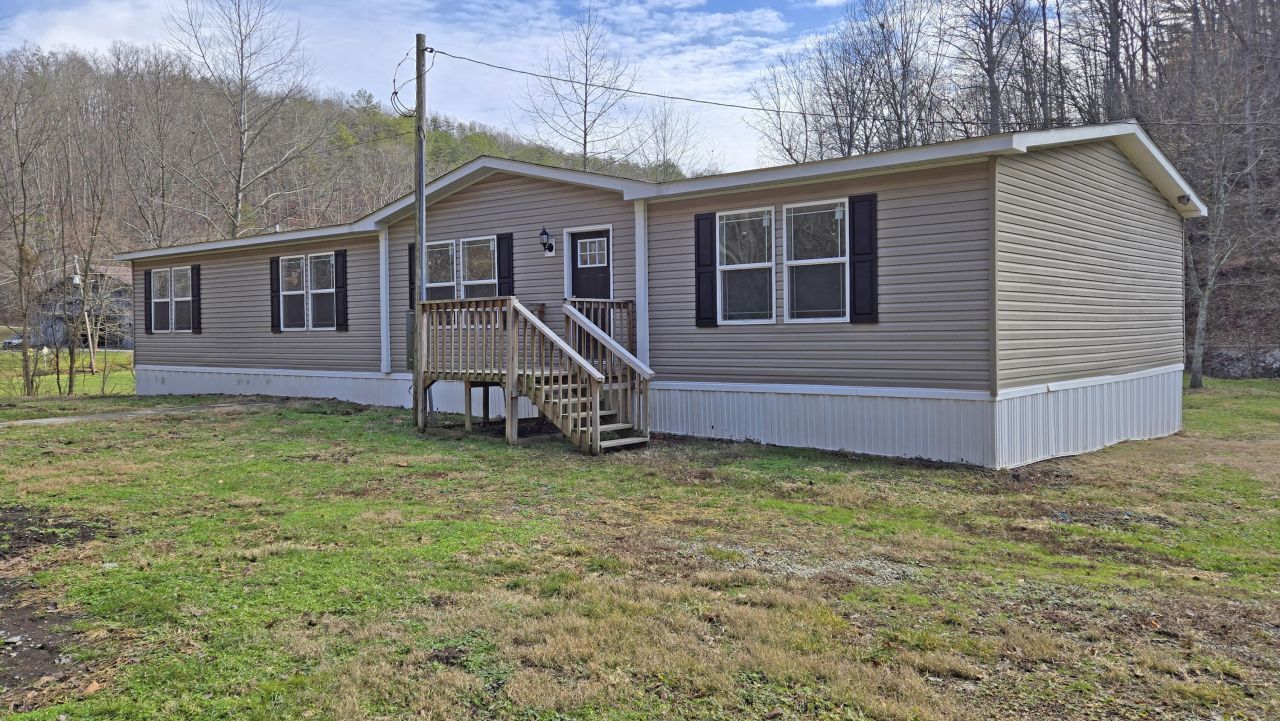 532 Brushy Fork Road, West Liberty, KY 41472 Main Photo