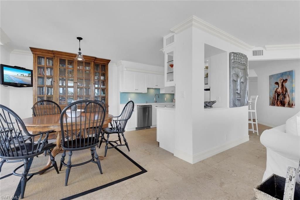 4901 Gulf Shore Blvd N, Unit 201, Naples, FL 34103 Photo