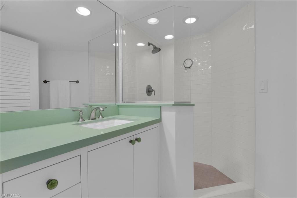 4901 Gulf Shore Blvd N, Unit 201, Naples, FL 34103 Photo