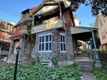 221 W APSLEY STREET, PHILADELPHIA, PA 19144