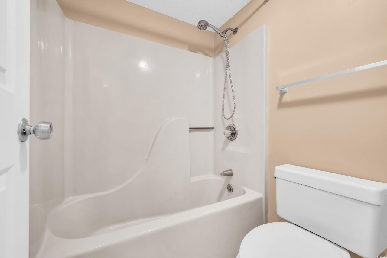 4207 Pinehurst Circle Photo 24