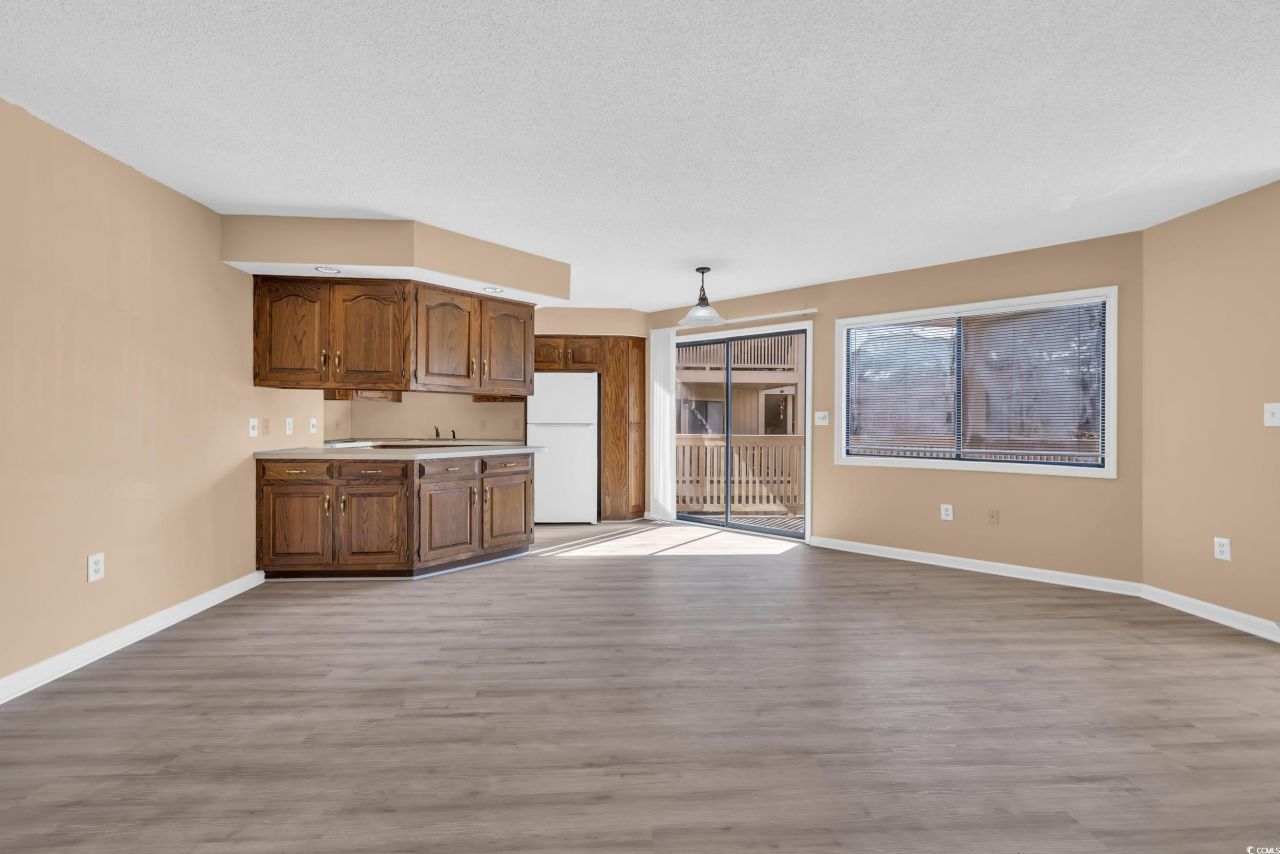 4207 Pinehurst Circle Photo 9