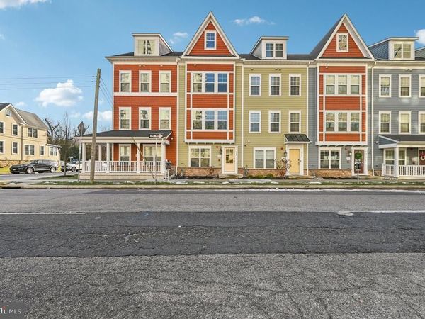 220 E PENNSYLVANIA AVENUE, TOWSON, MD 21286