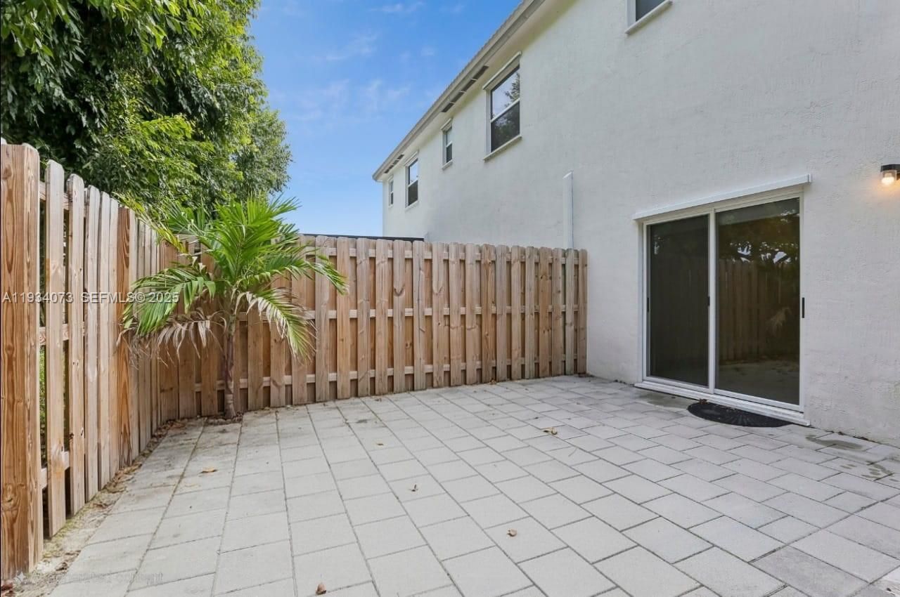 2645 SE 17th St , Homestead, FL 33035 Photo