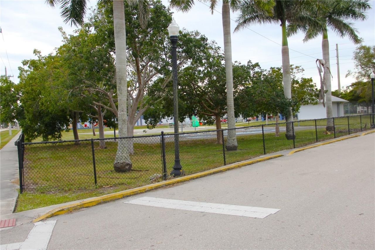 624 Showalter Avenue, Punta Gorda, FL 33950 Photo