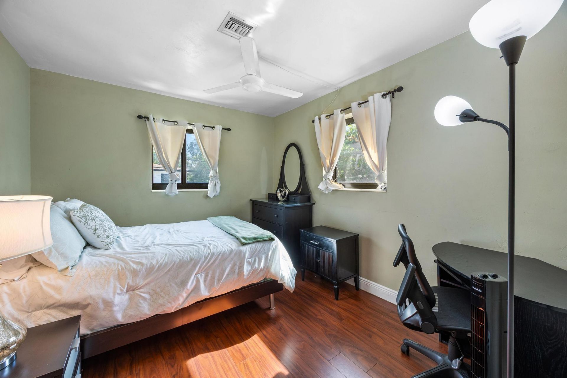 20335 NE 13th Court, Miami, FL 33179 Photo