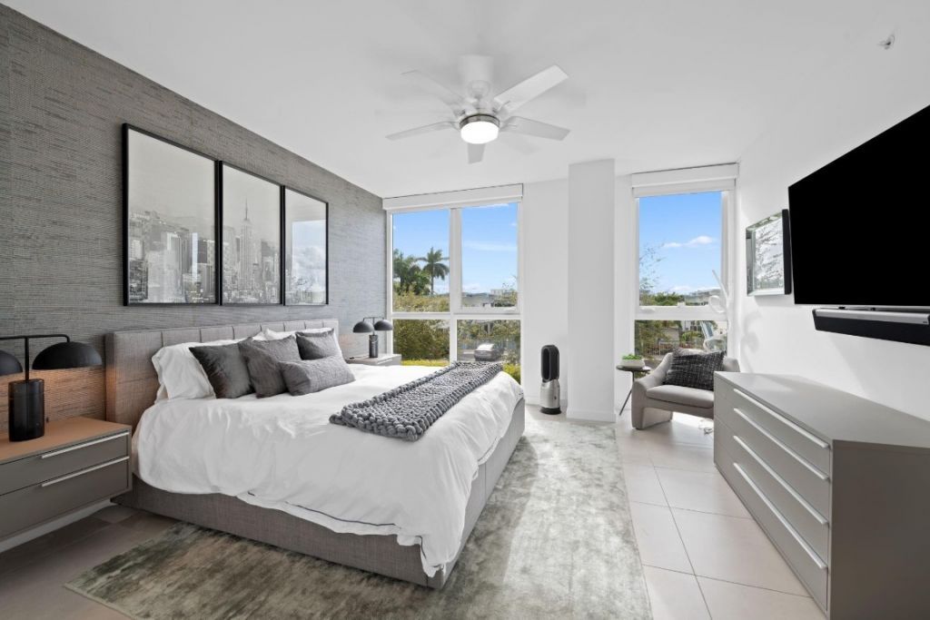 401 N Birch Road, Unit TH2, Fort Lauderdale, FL 33304 Photo