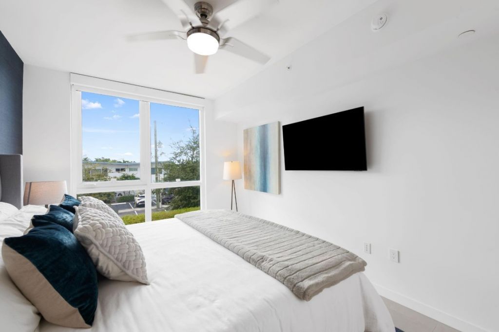 401 N Birch Road, Unit TH2, Fort Lauderdale, FL 33304 Photo