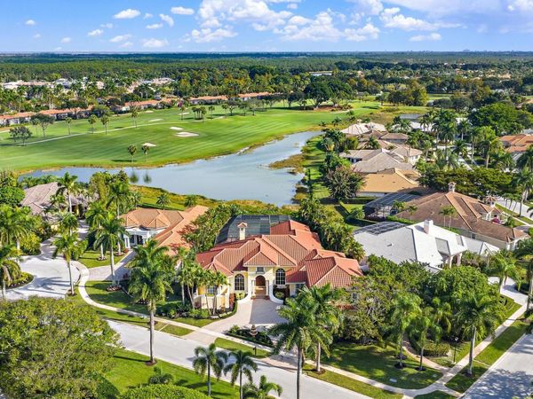 8500 Egret Lakes Lane, West Palm Beach, FL 33412