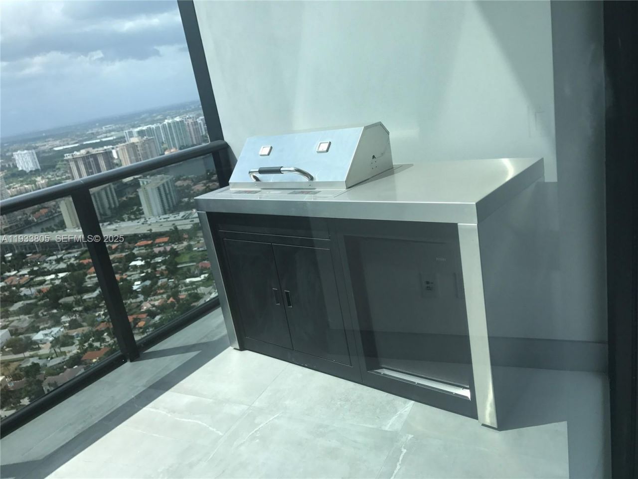 18555 Collins Ave , Unit 4604, Miami Beach, FL 33160 Photo