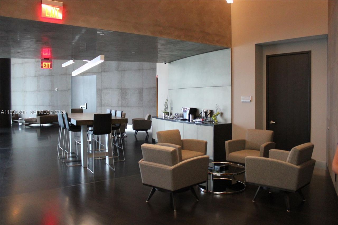 18555 Collins Ave , Unit 4604, Miami Beach, FL 33160 Photo