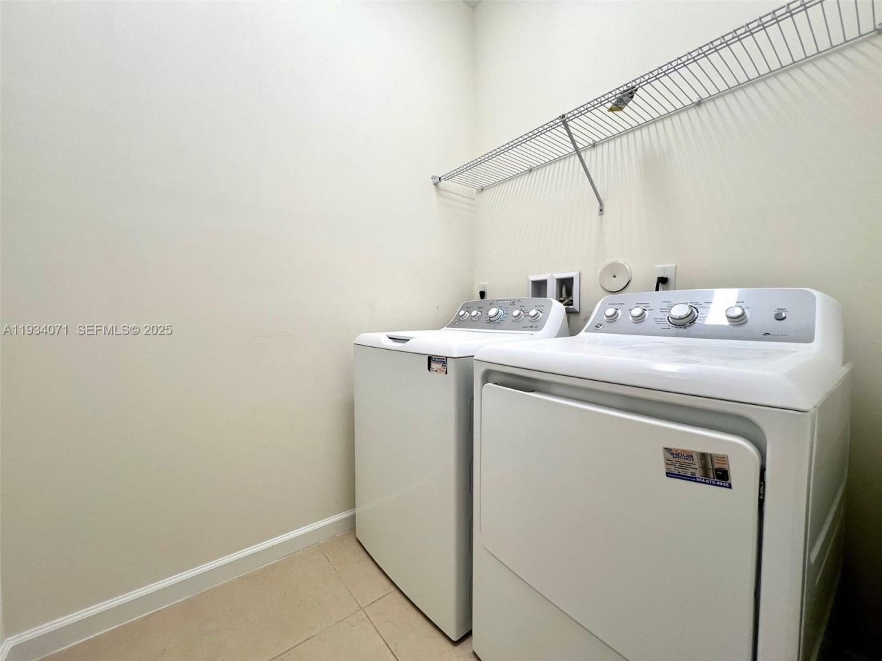 12585 NW 32nd Mnr, Sunrise, FL 33323 Photo