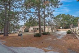 77 Northlake Road  photo 4