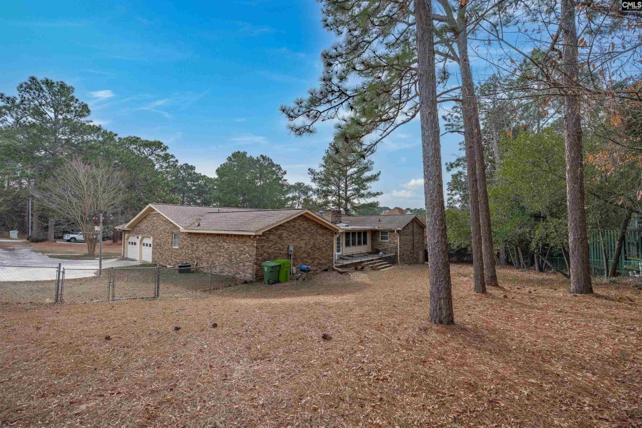 77 Northlake Road  Photo 47