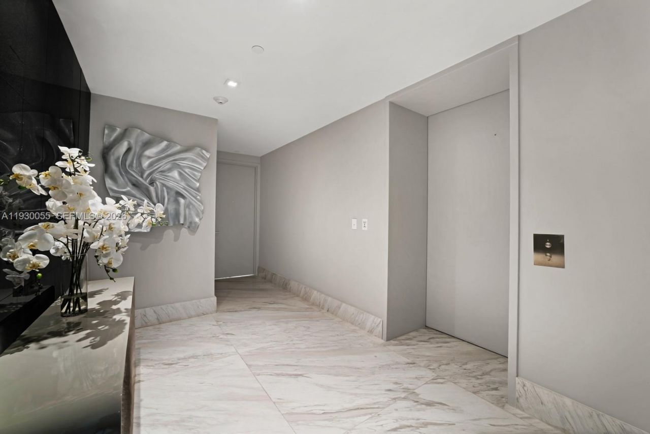 10203 Collins Ave, Unit 201, Bal Harbour, FL 33154 Photo