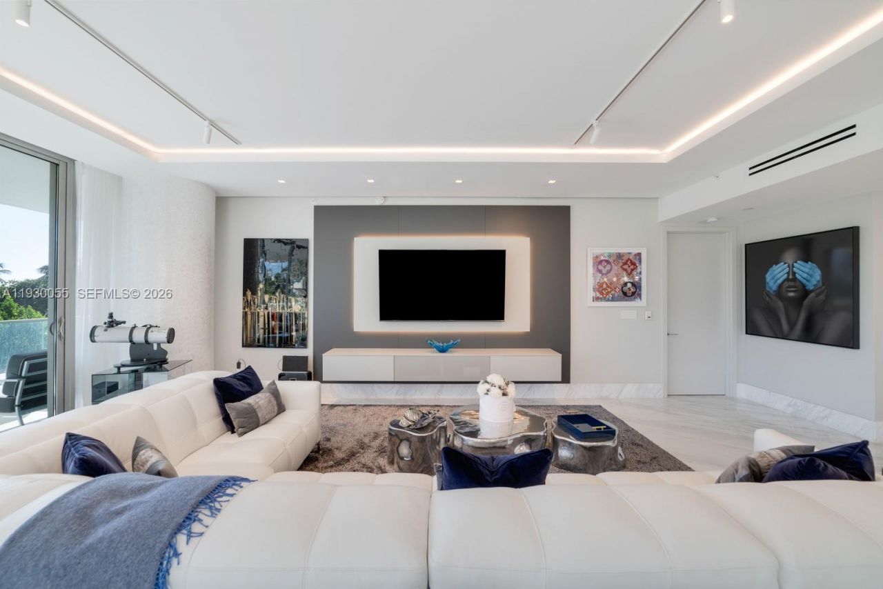 10203 Collins Ave, Unit 201, Bal Harbour, FL 33154 Photo