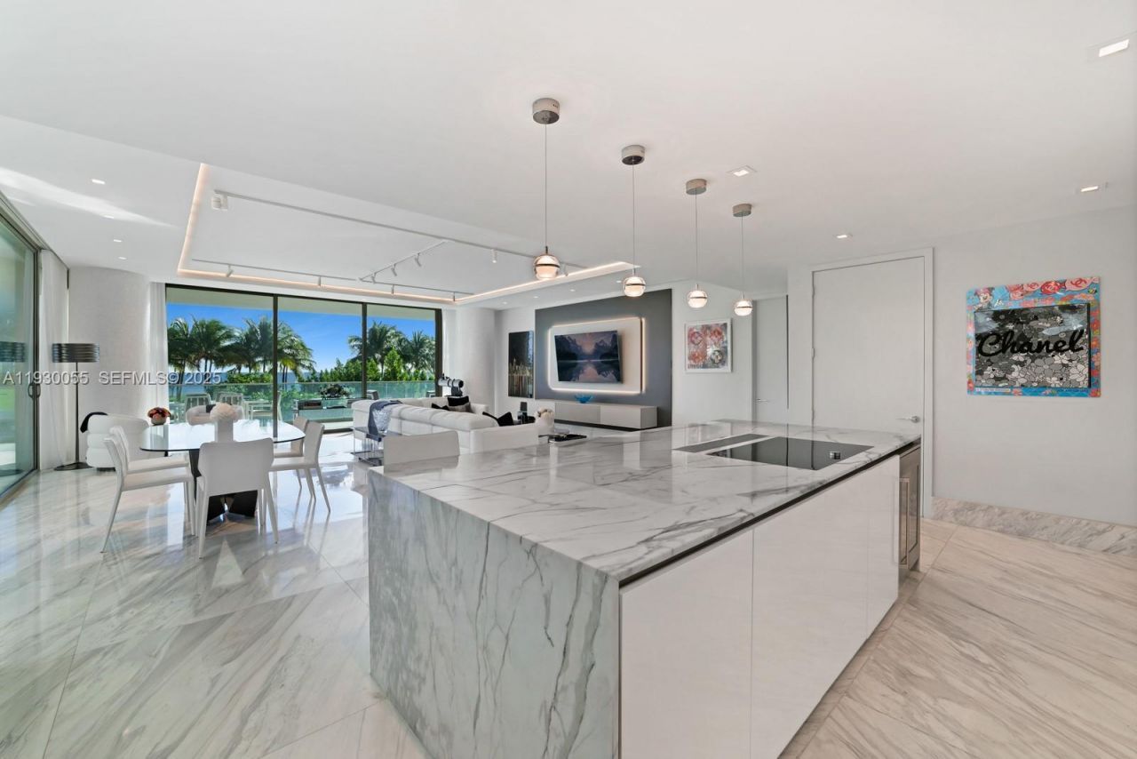 10203 Collins Ave, Unit 201, Bal Harbour, FL 33154 Photo