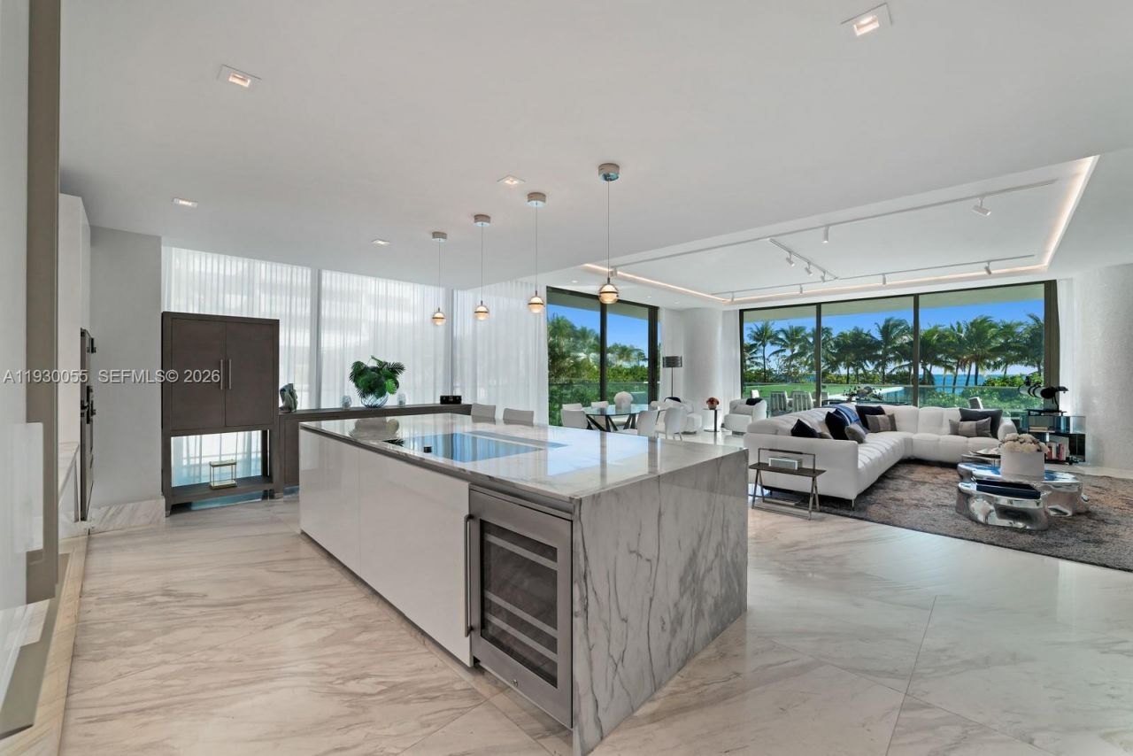 10203 Collins Ave, Unit 201, Bal Harbour, FL 33154 Photo