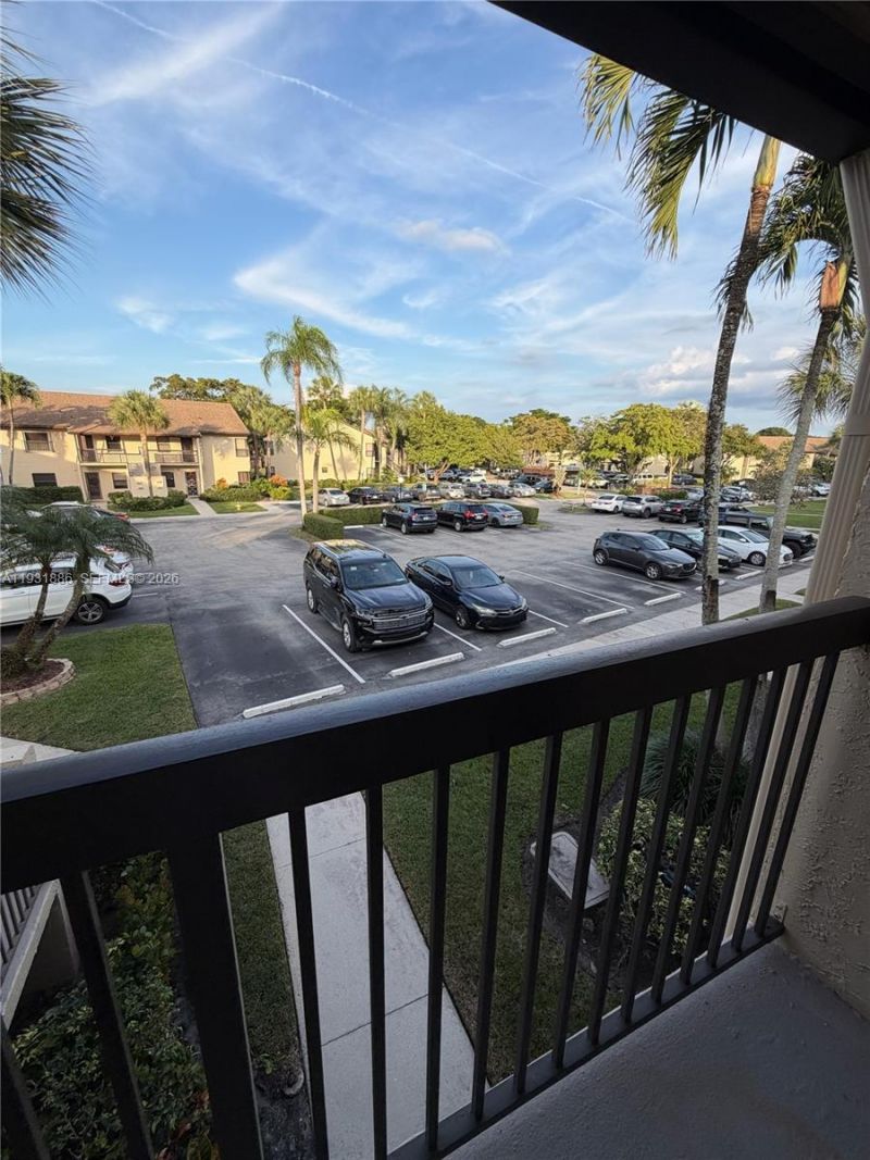 4339 S Carambola Cir S, Unit 2663, Coconut Creek, FL 33066 Photo