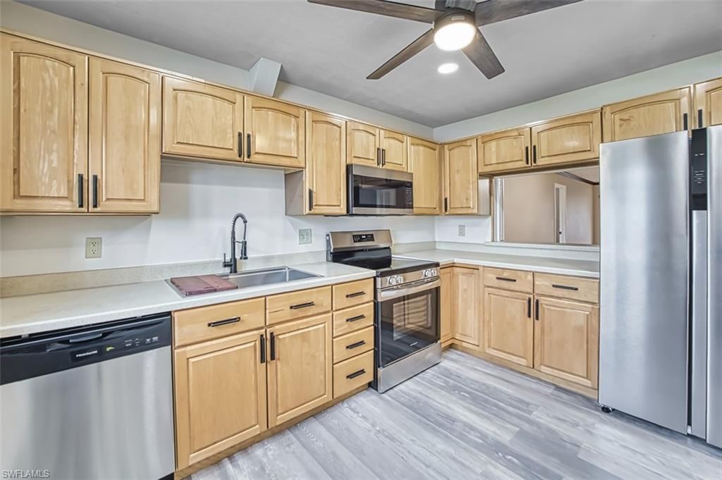 6913 Birdie Way, Fort Myers, FL 33919 Photo