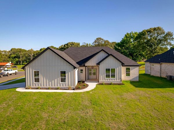 11 Calvados Court, Cabot, AR 72023